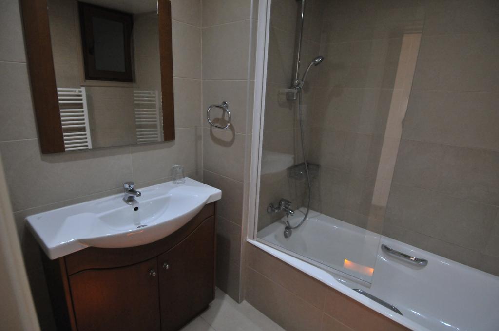 Ithaki Phinikoudes Apartment No. 102 Larnaca Værelse billede