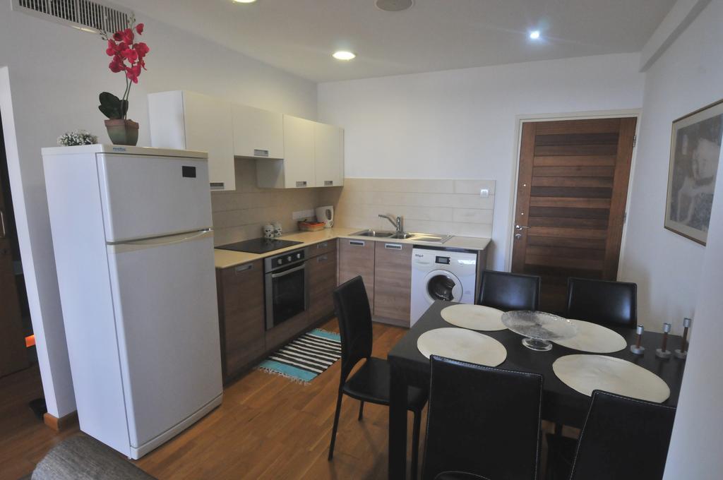 Ithaki Phinikoudes Apartment No. 102 Larnaca Værelse billede
