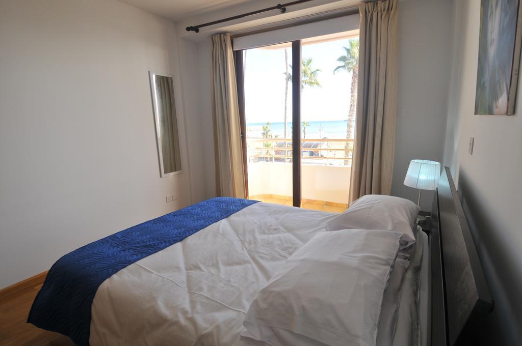 Ithaki Phinikoudes Apartment No. 102 Larnaca Værelse billede