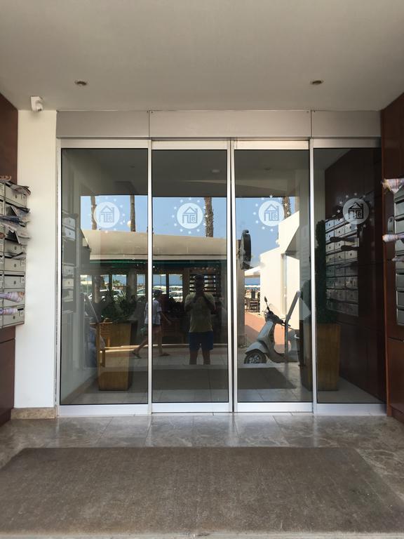 Ithaki Phinikoudes Apartment No. 102 Larnaca Eksteriør billede